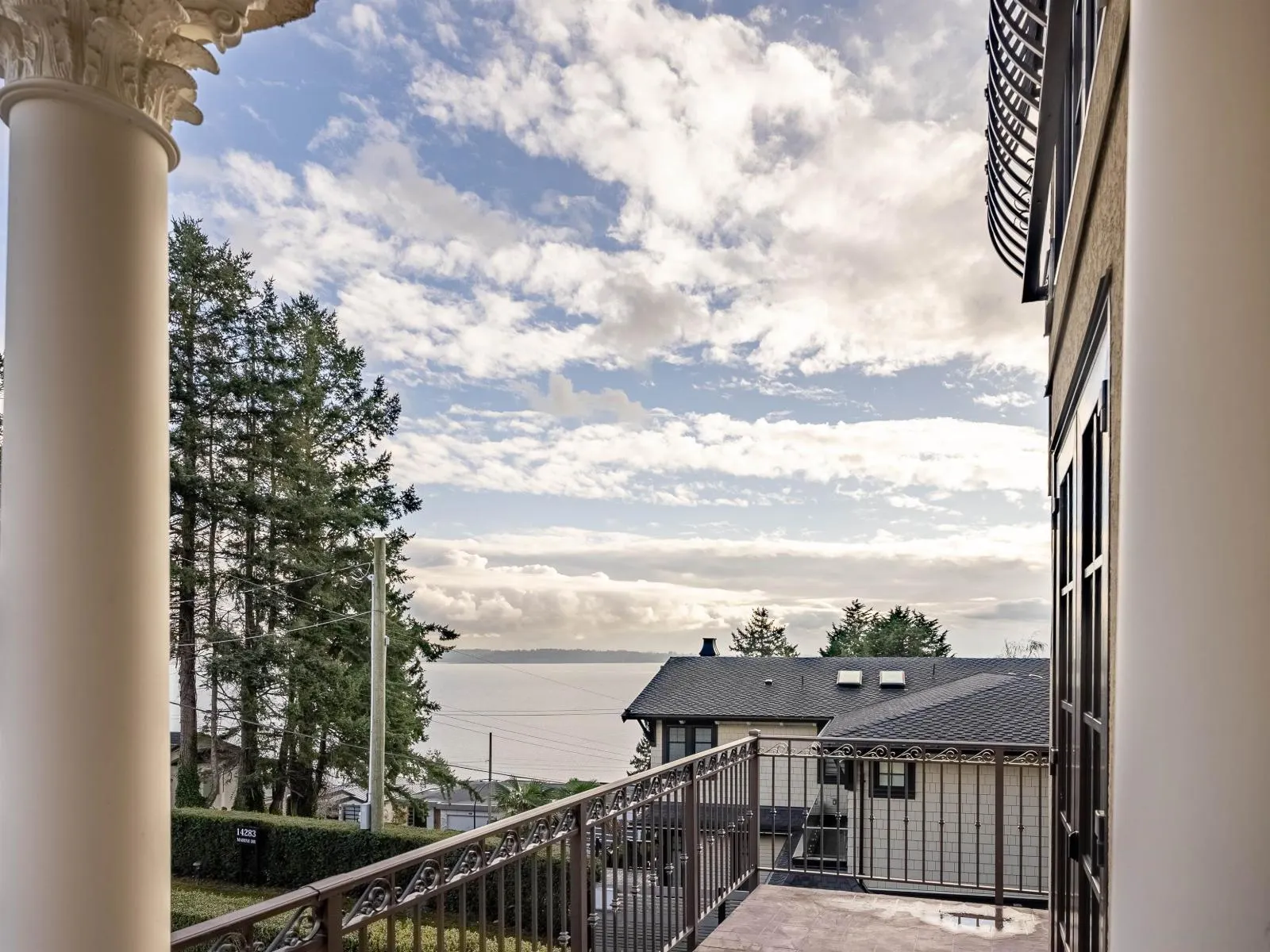 1375 KERFOOT ROAD