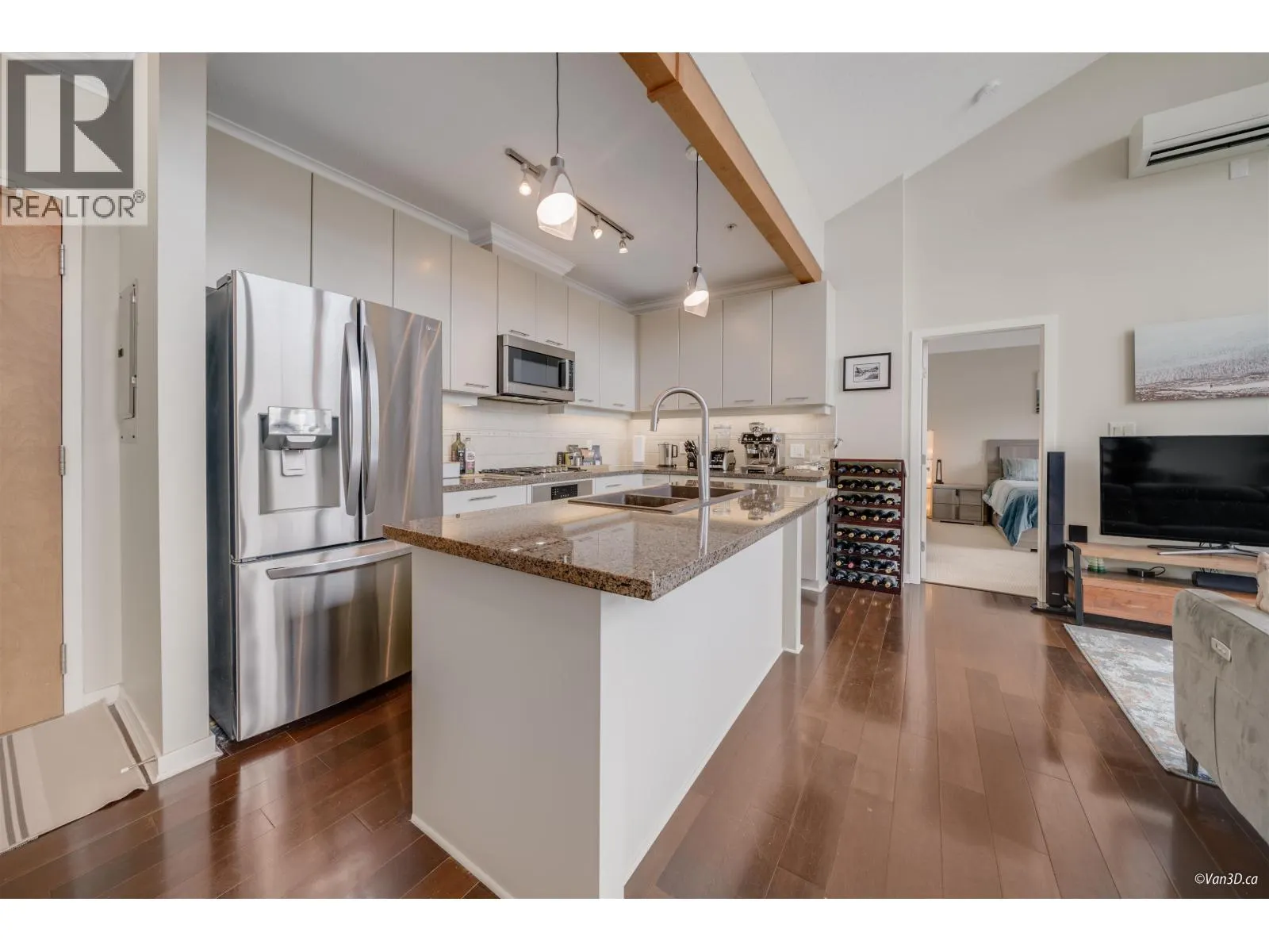 506 530 RAVEN WOODS DRIVE