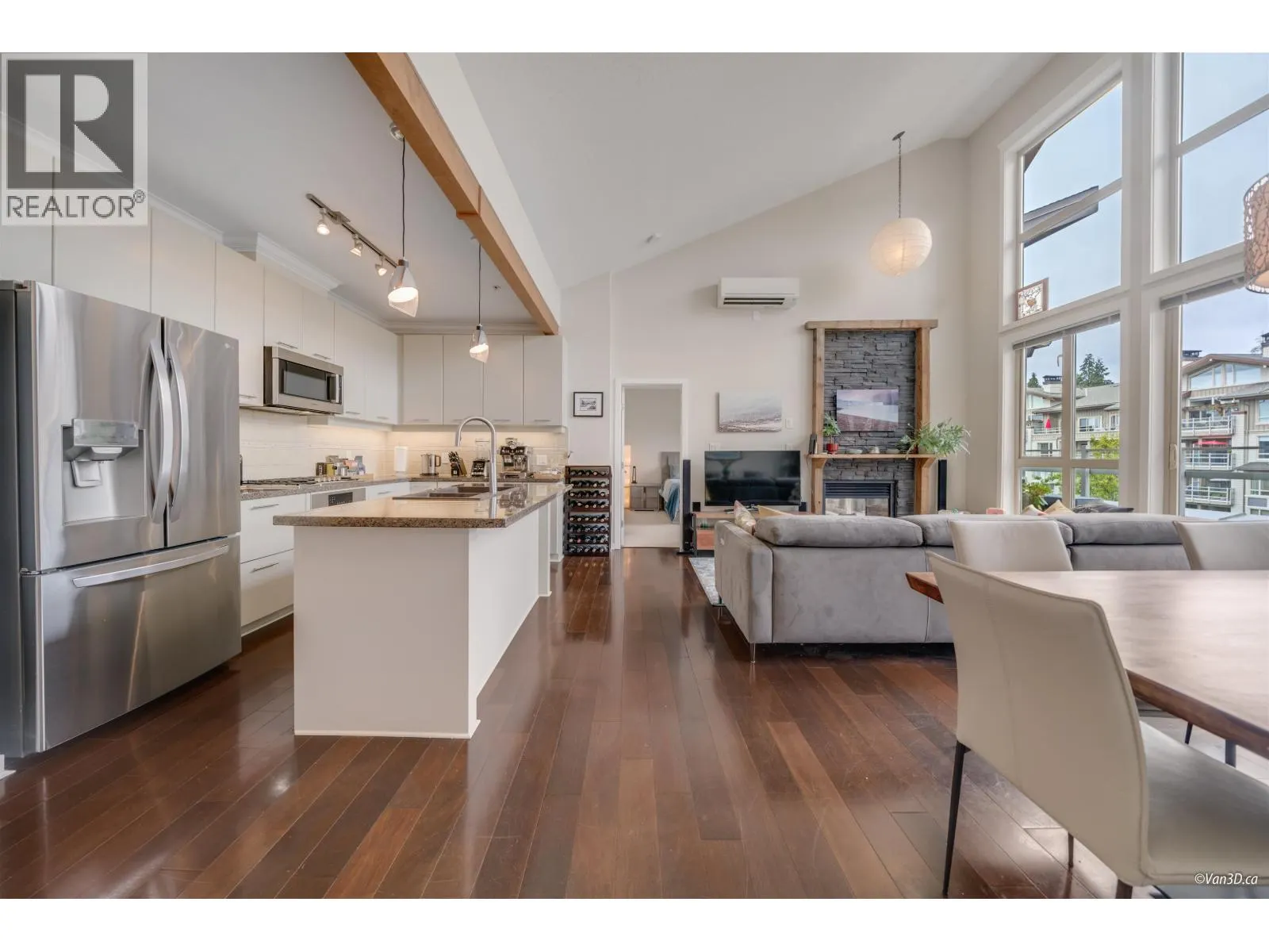 506 530 RAVEN WOODS DRIVE