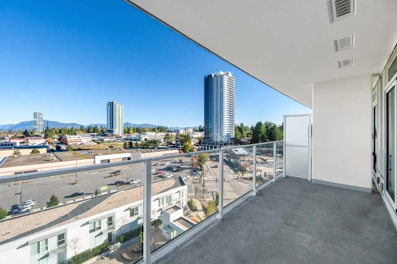 912 13685 102 AVENUE