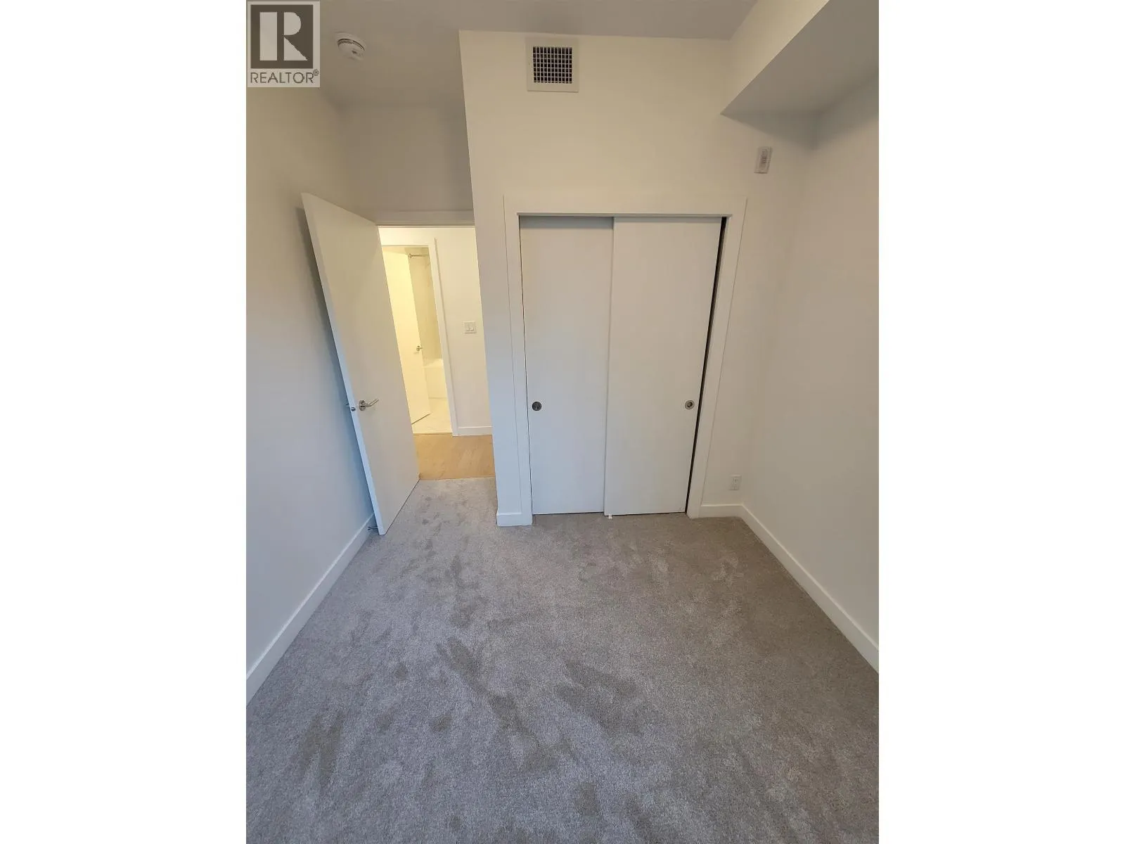 116 150 JAMES ROAD