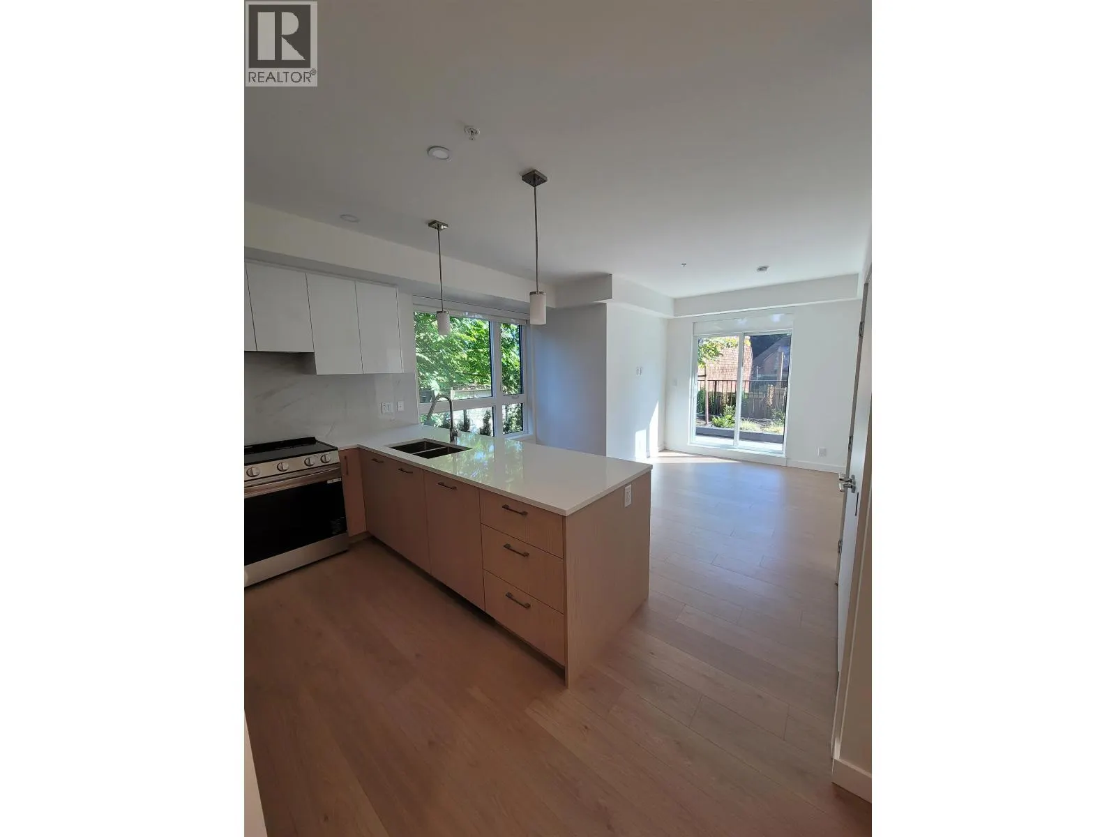 116 150 JAMES ROAD