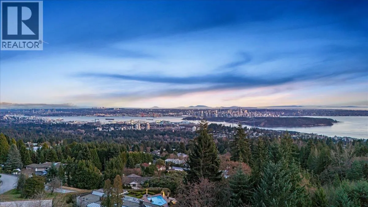 1125 GROVELAND COURT