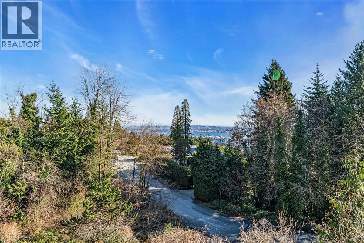 1125 GROVELAND COURT