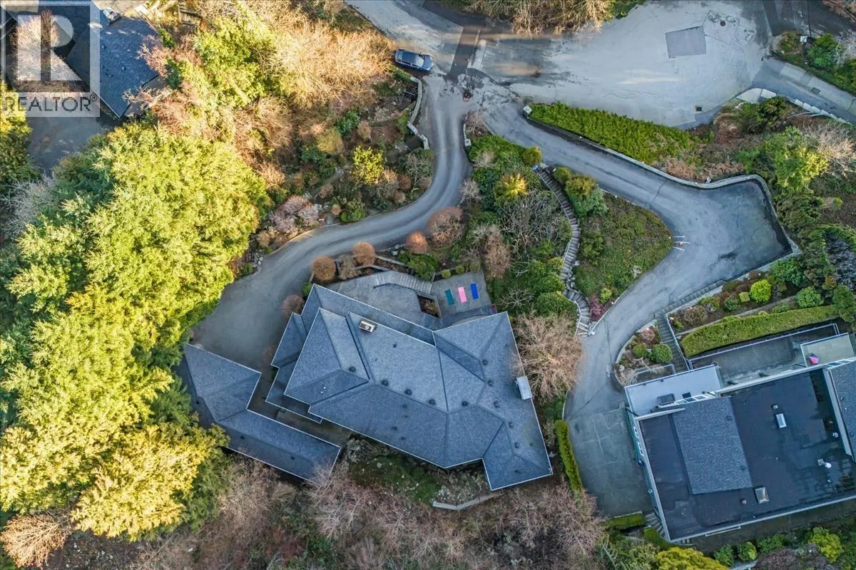 1125 GROVELAND COURT