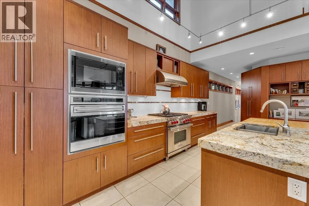 1125 GROVELAND COURT