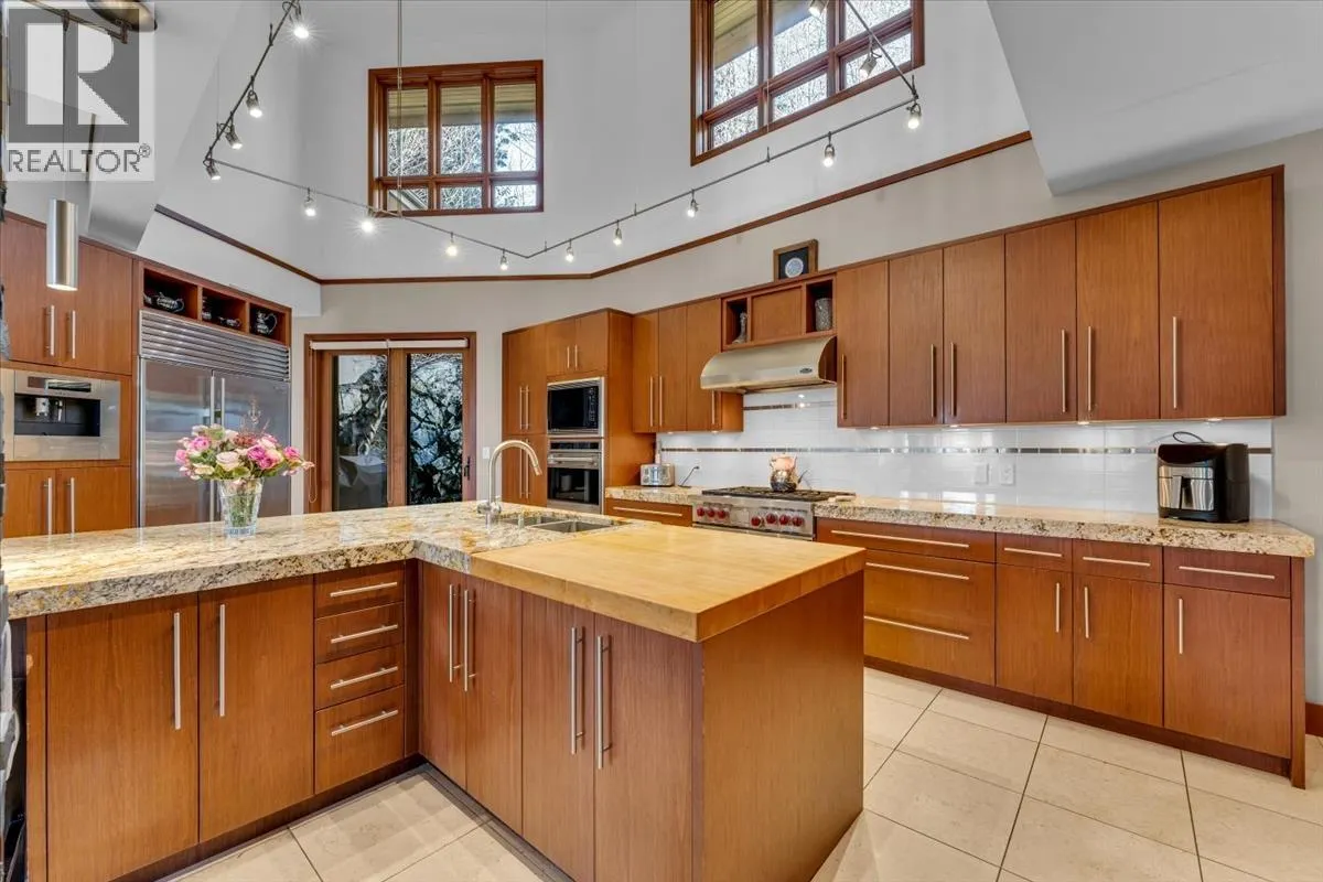 1125 GROVELAND COURT