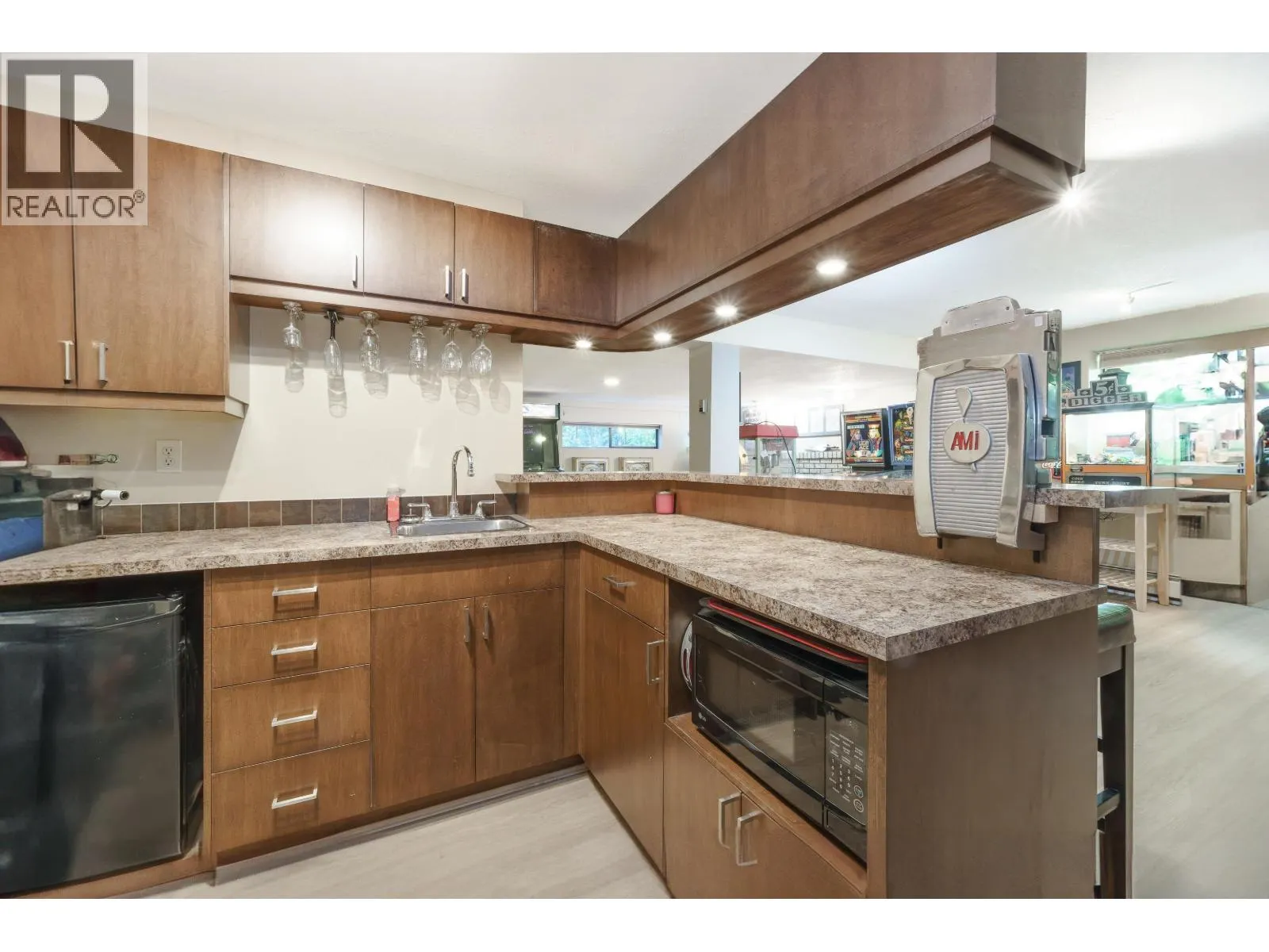 2475 NORCREST COURT