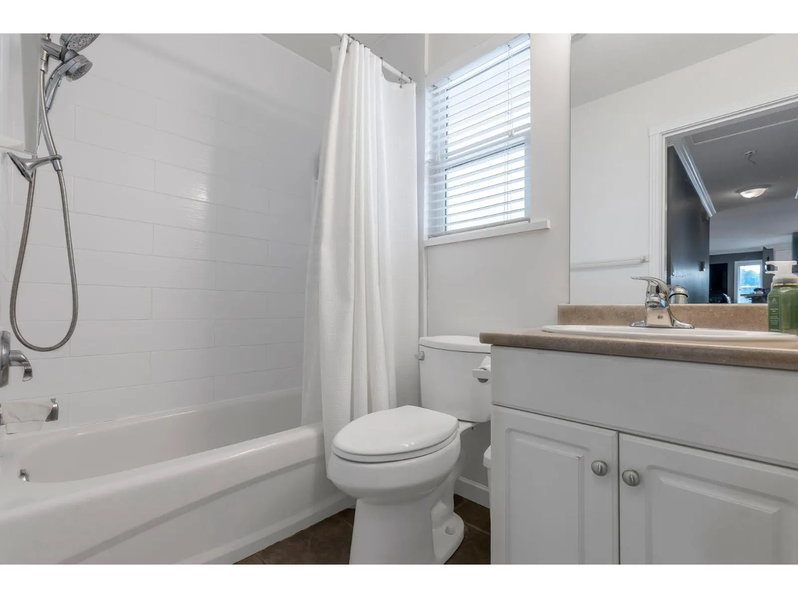 3550 STEELHEAD COURT