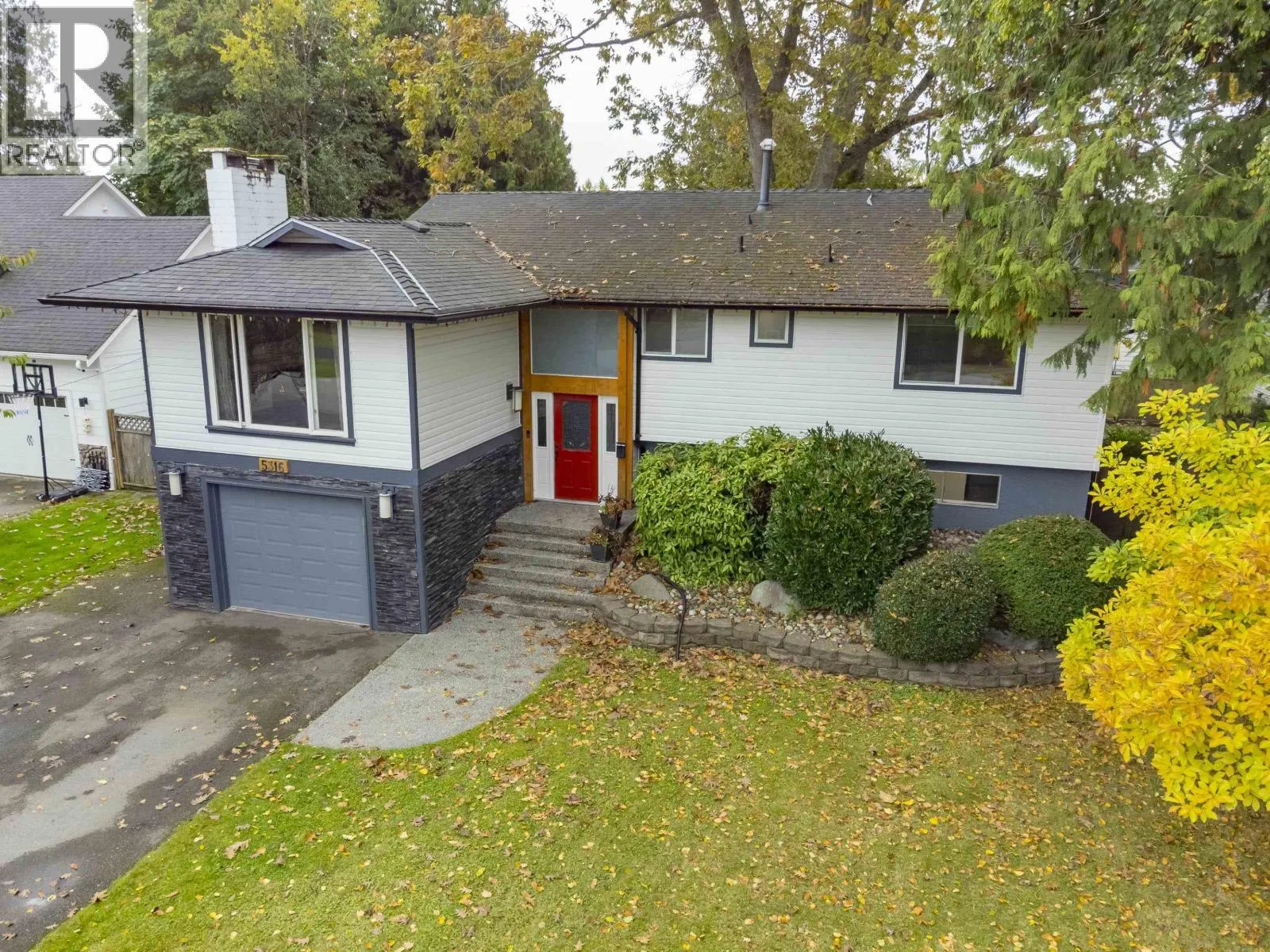 5316 BELAIR DRIVE