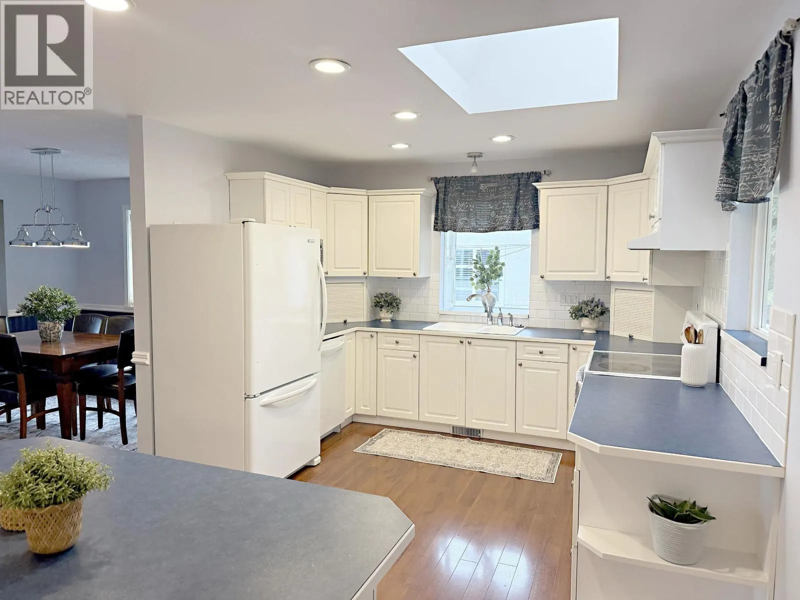 5316 BELAIR DRIVE