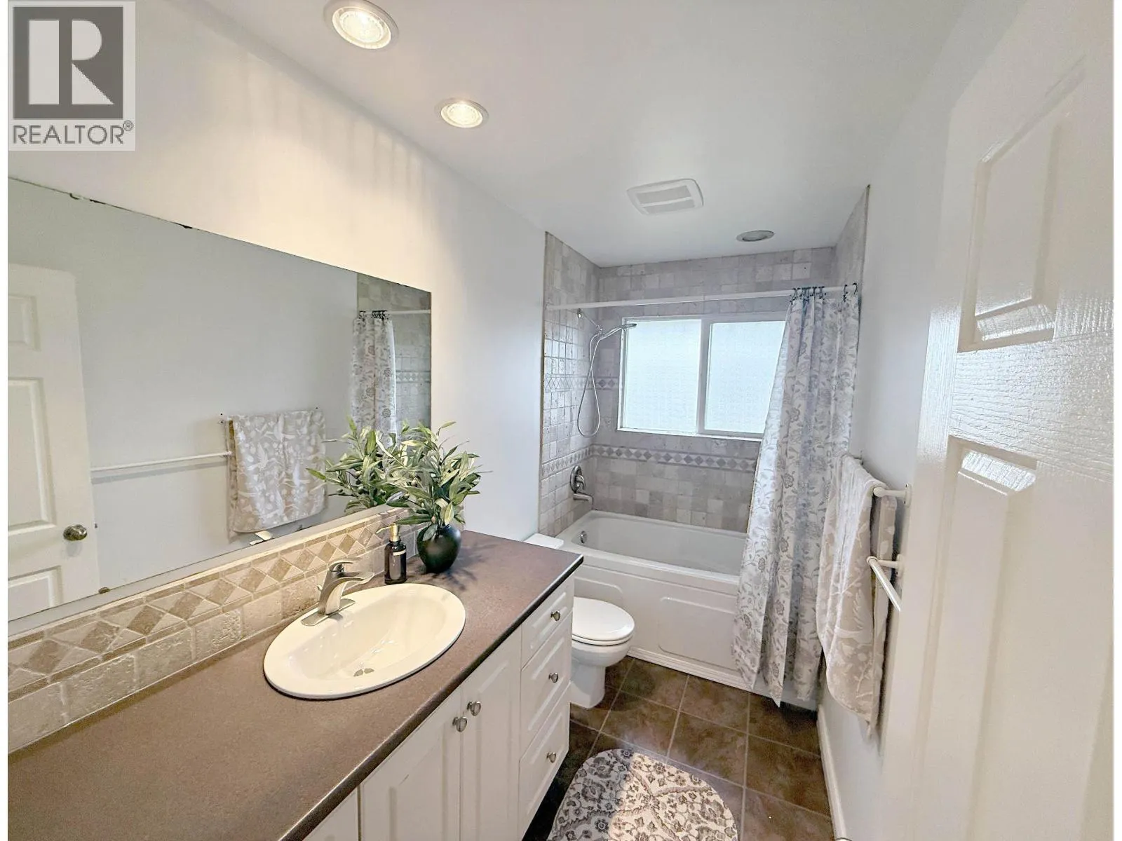 5316 BELAIR DRIVE