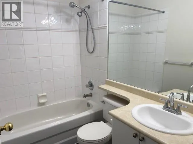 22 6111 NO. 1 ROAD