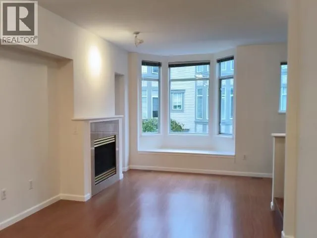 22 6111 NO. 1 ROAD