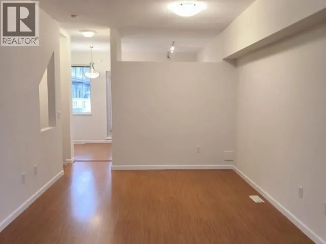 22 6111 NO. 1 ROAD