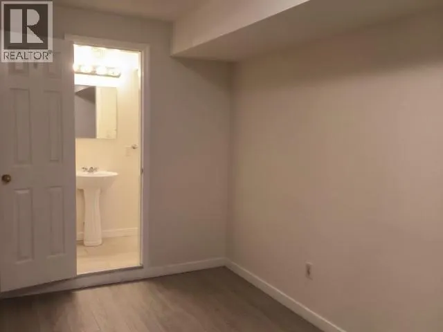 22 6111 NO. 1 ROAD