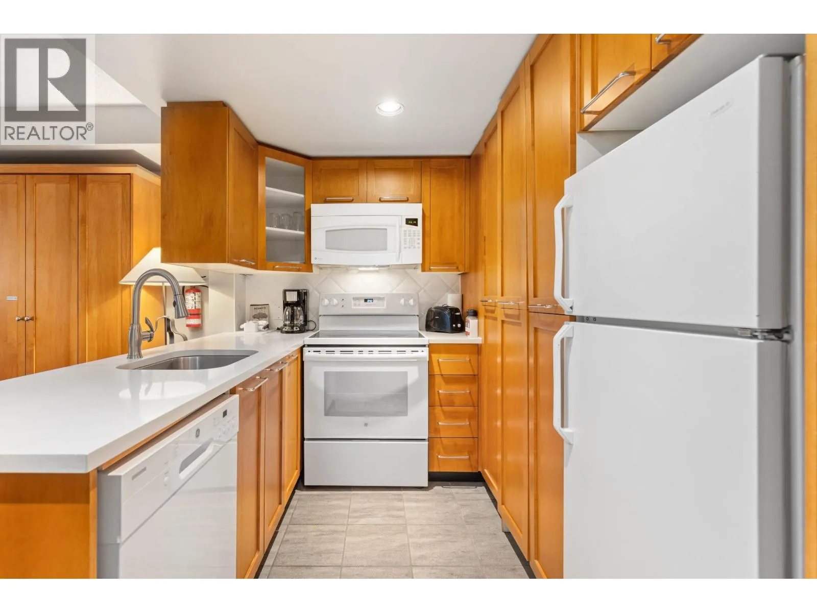 4407 4295 BLACKCOMB WAY