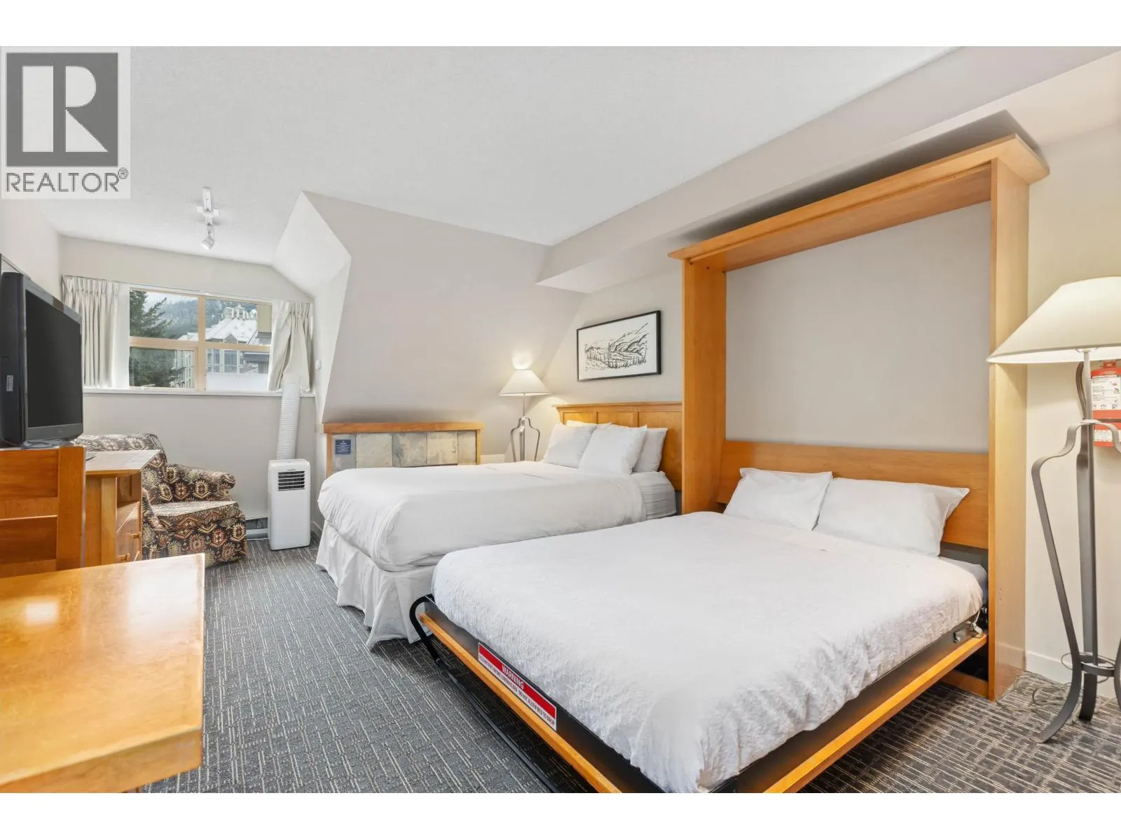 4407 4295 BLACKCOMB WAY