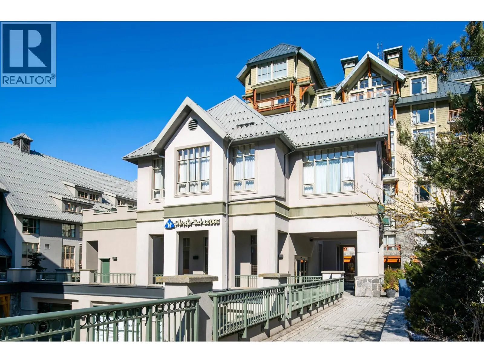 4407 4295 BLACKCOMB WAY