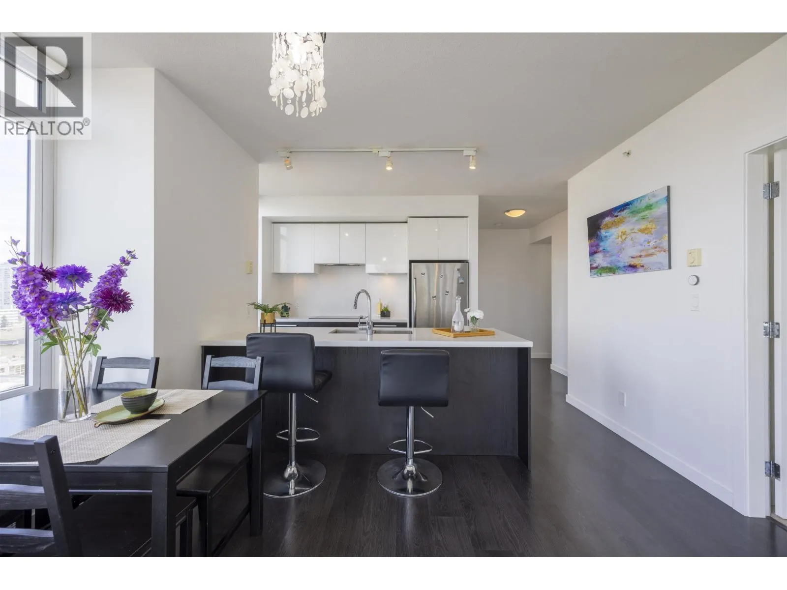1709 6333 SILVER AVENUE