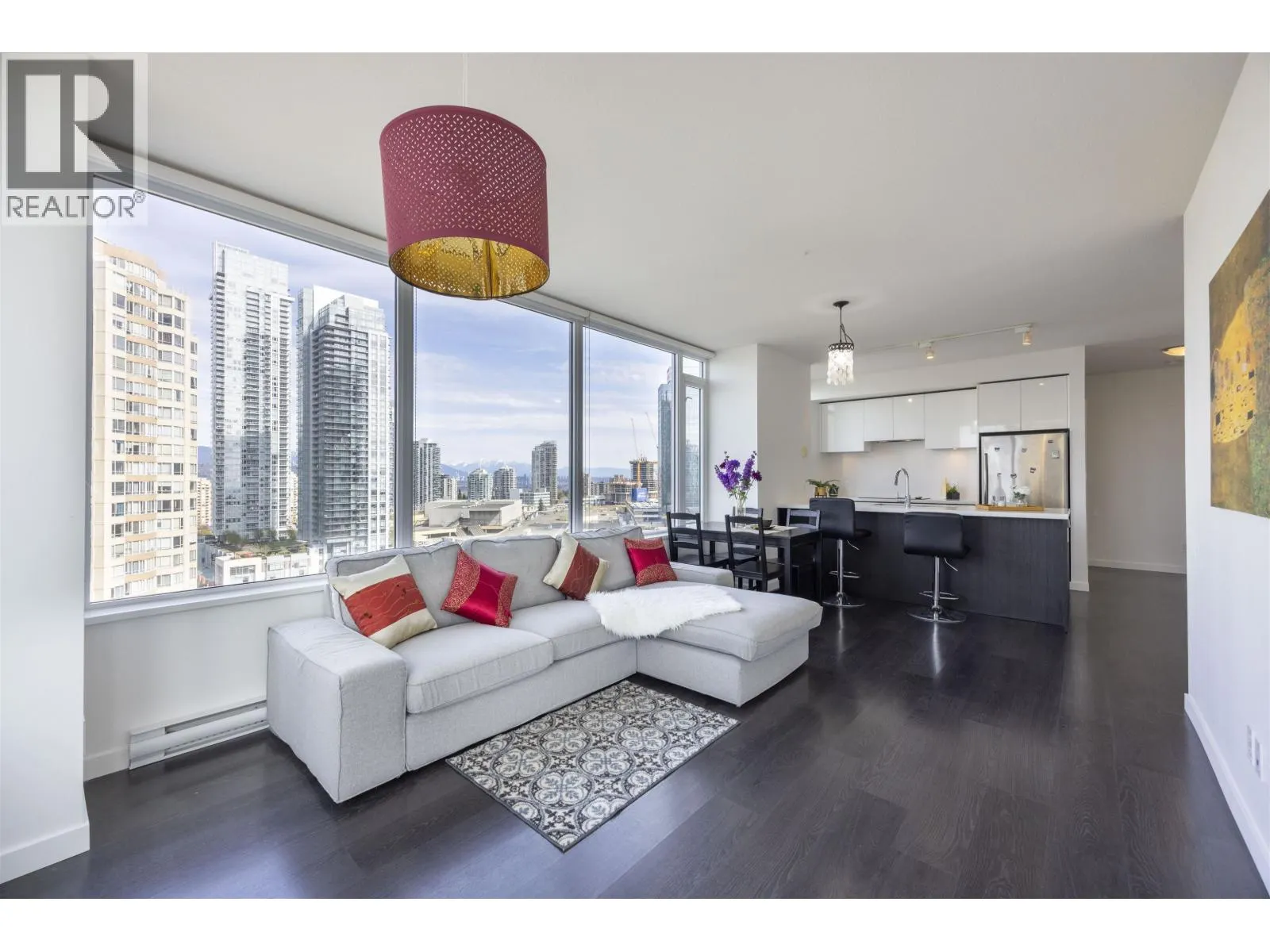 1709 6333 SILVER AVENUE