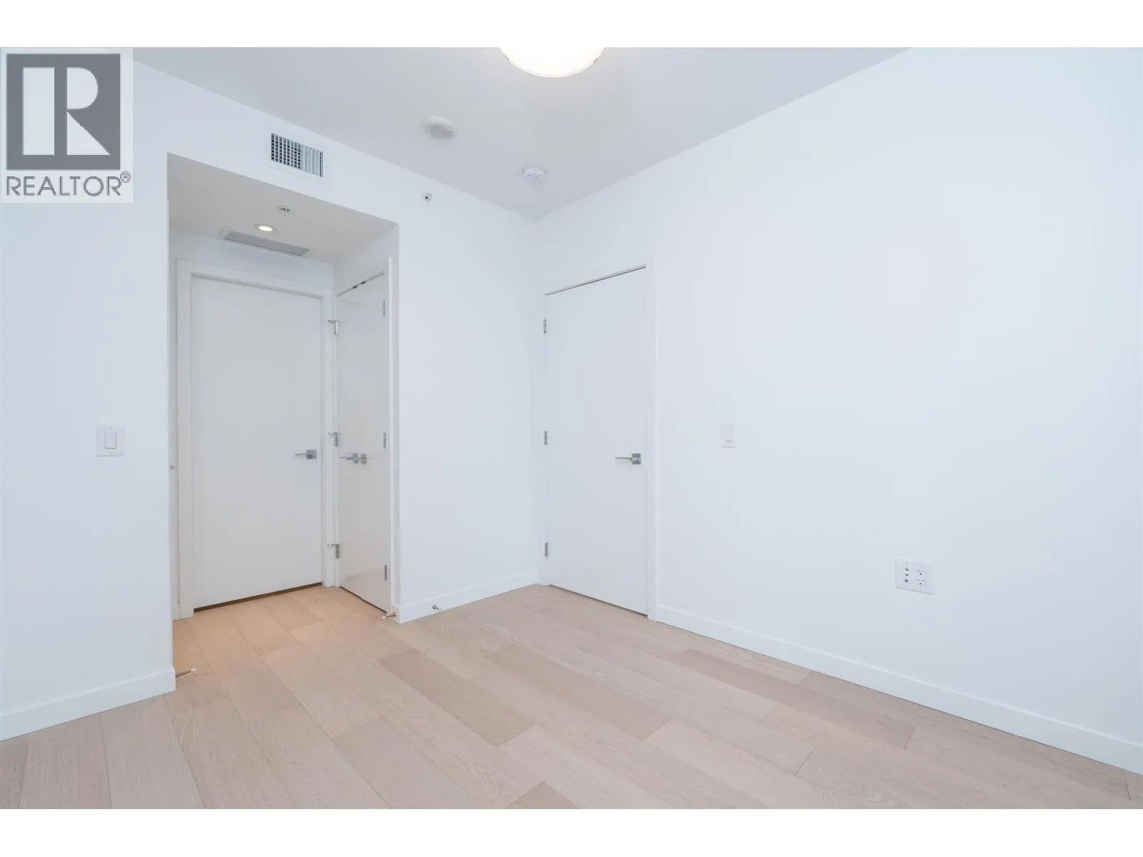 701 1688 PULLMAN PORTER STREET