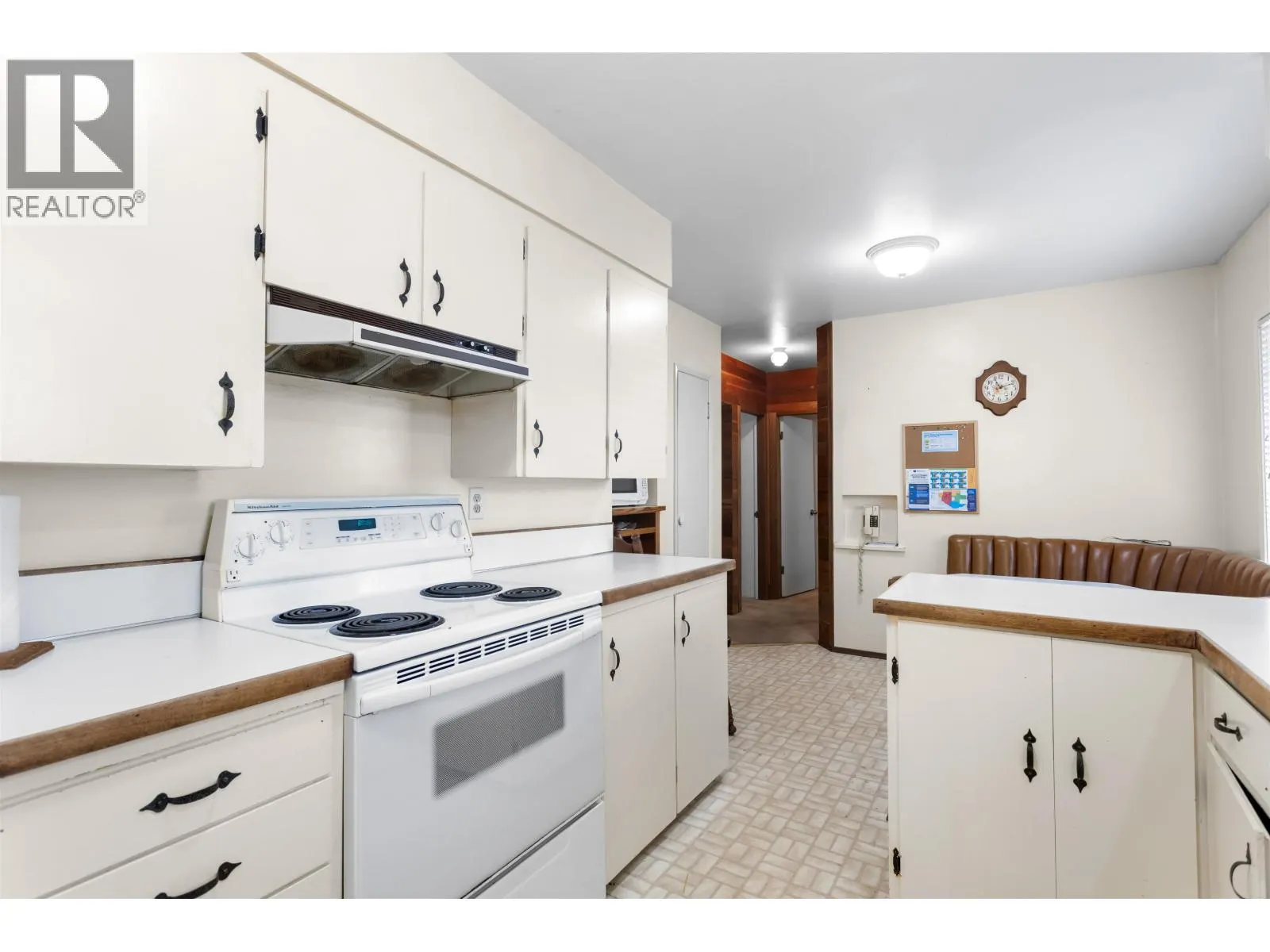 260 W 21ST STREET