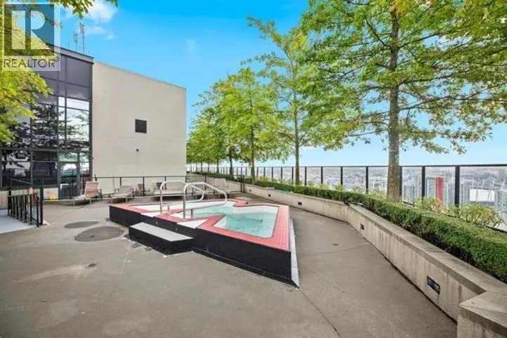 1707 108 W CORDOVA STREET