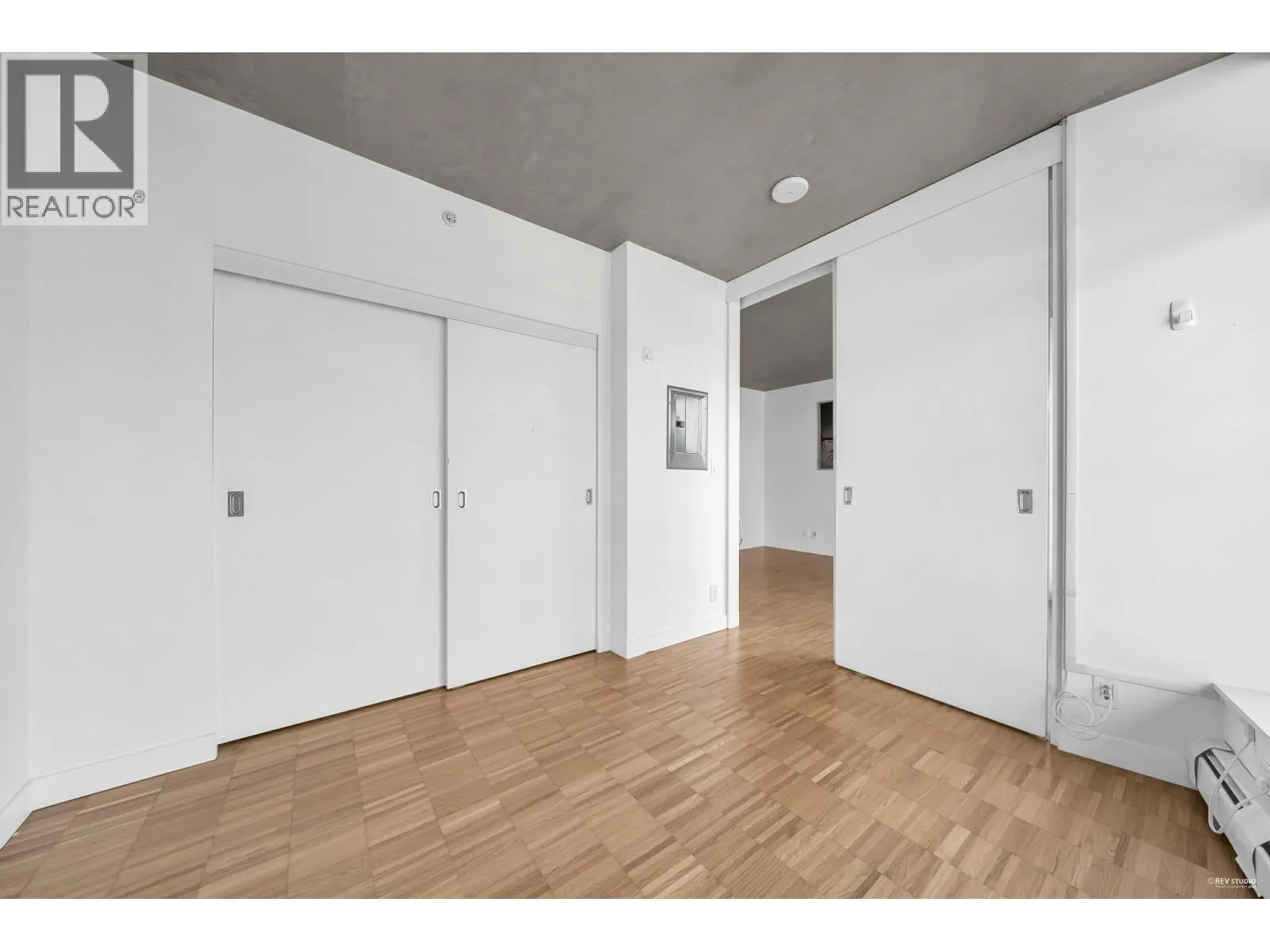 1707 108 W CORDOVA STREET