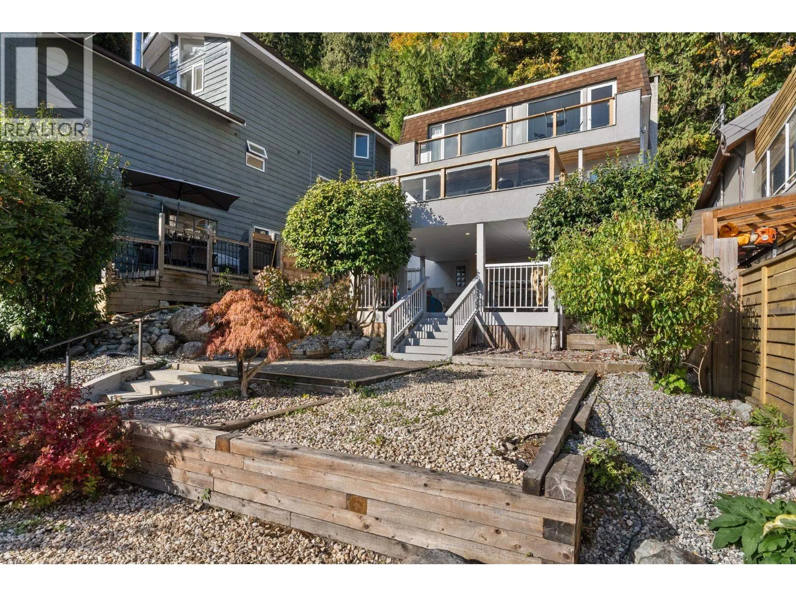 2717 PANORAMA DRIVE