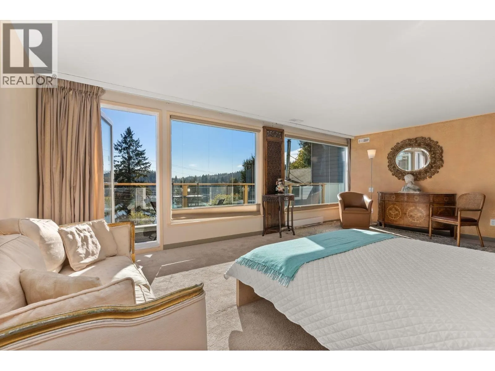 2717 PANORAMA DRIVE