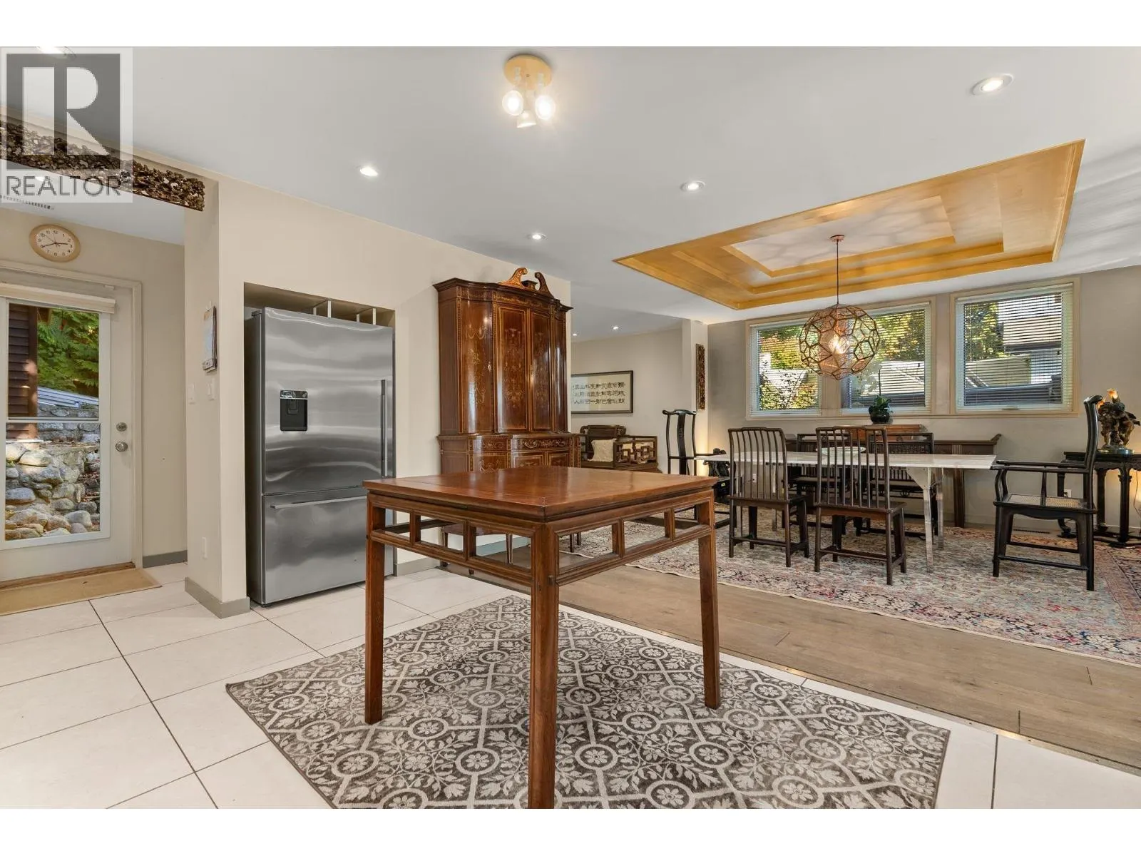2717 PANORAMA DRIVE