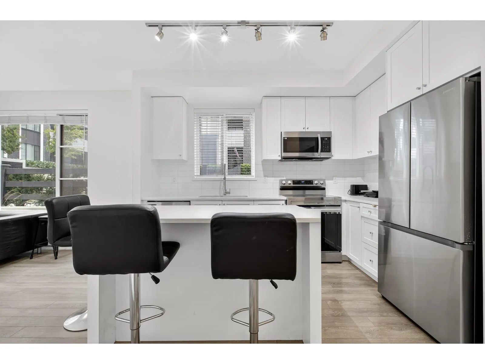 108 15825 85 AVENUE