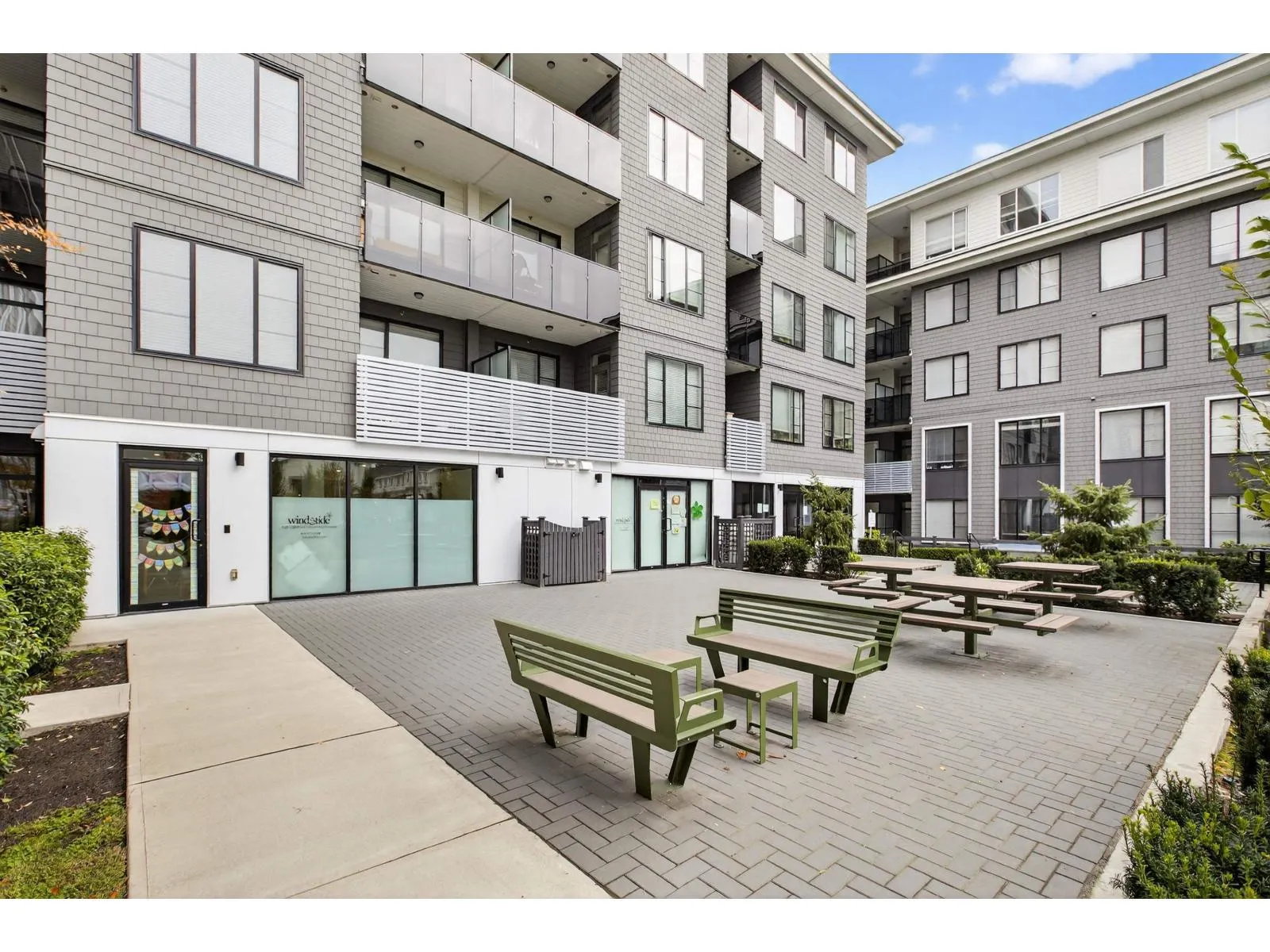 108 15825 85 AVENUE