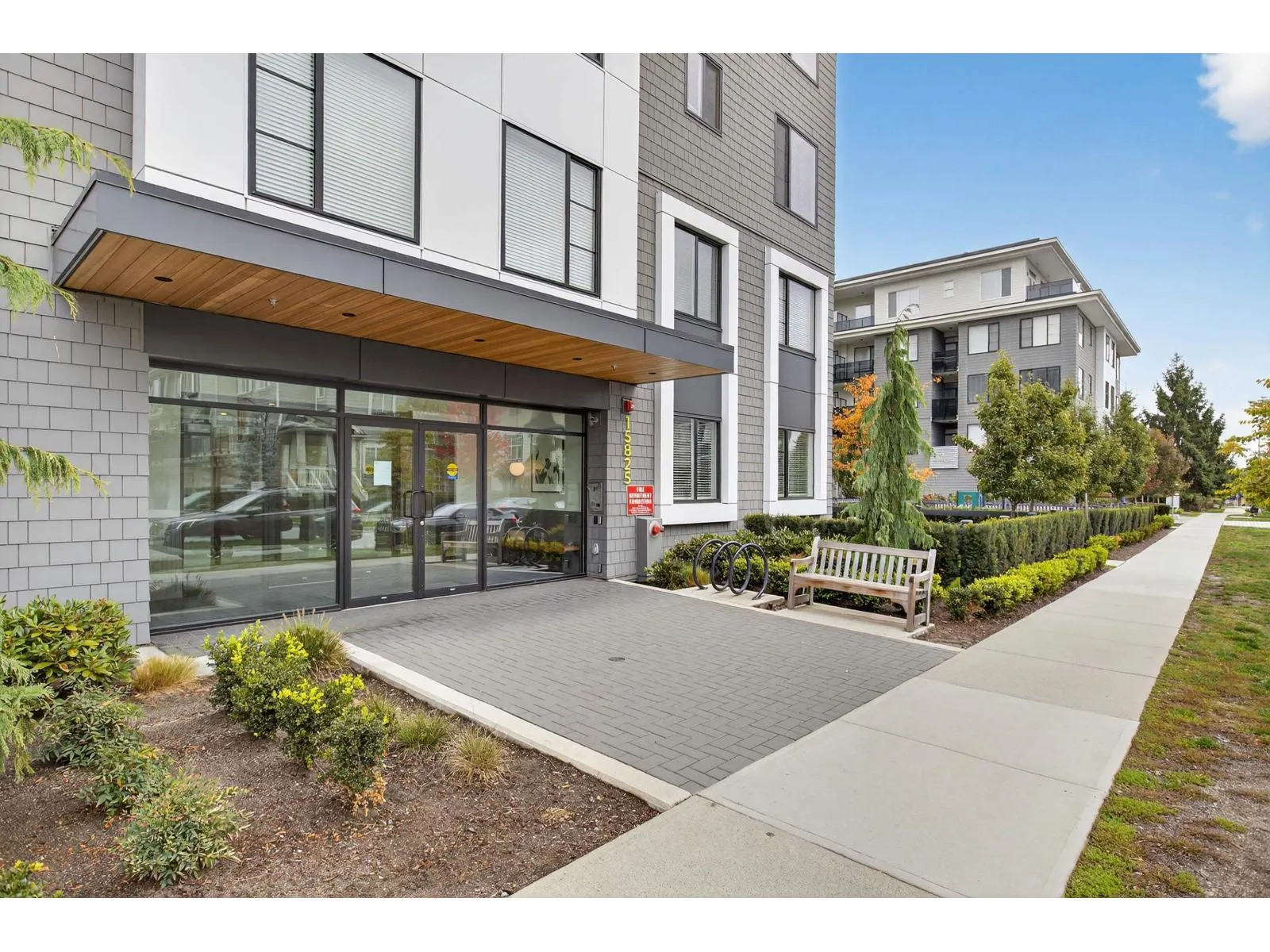 108 15825 85 AVENUE