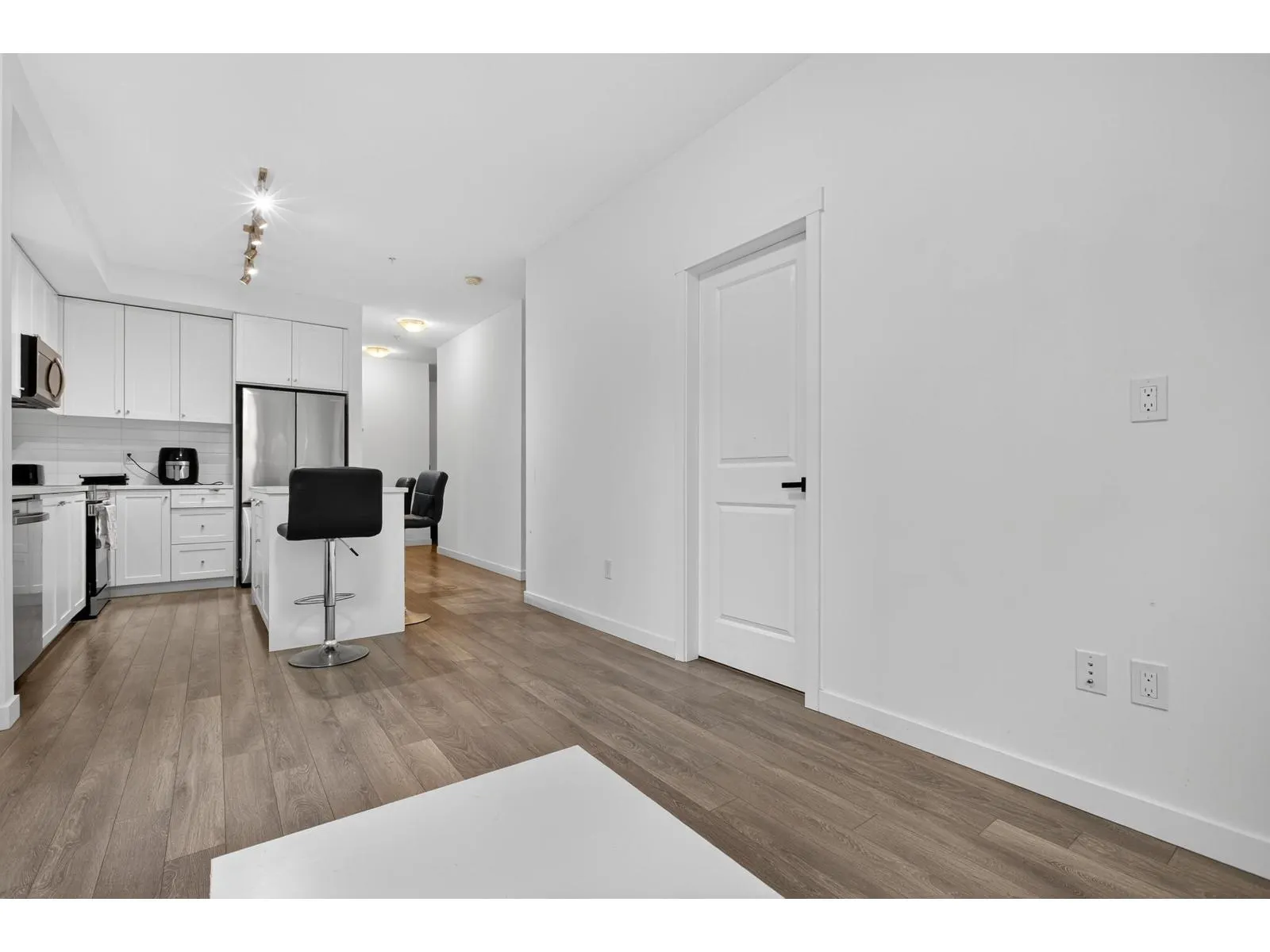 108 15825 85 AVENUE