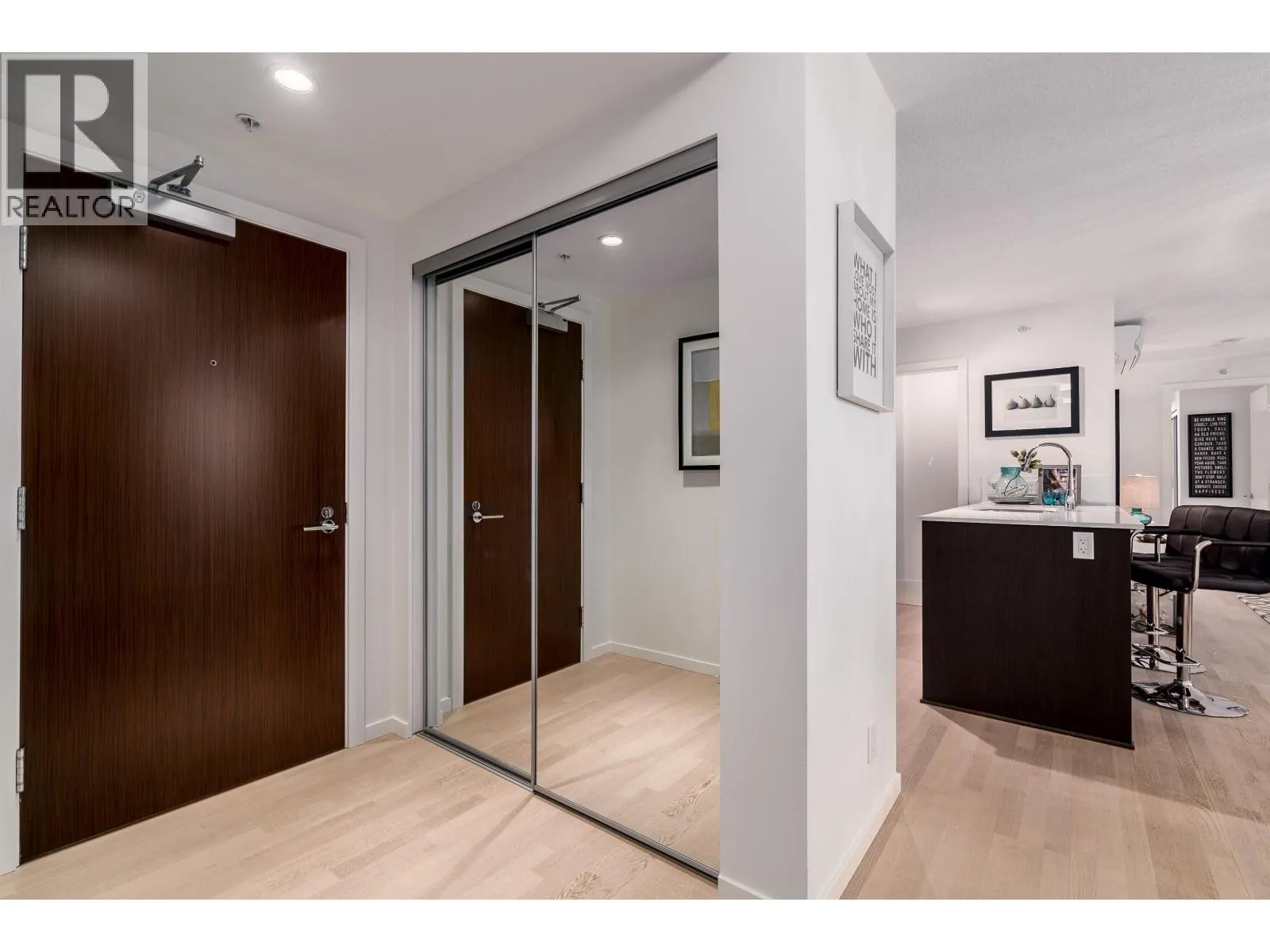 1110 7888 ACKROYD ROAD