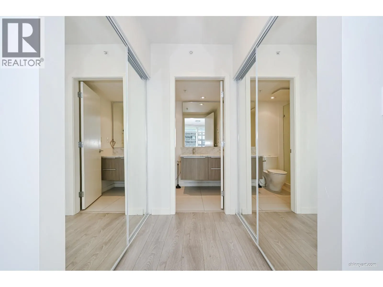 1805 6461 TELFORD AVENUE