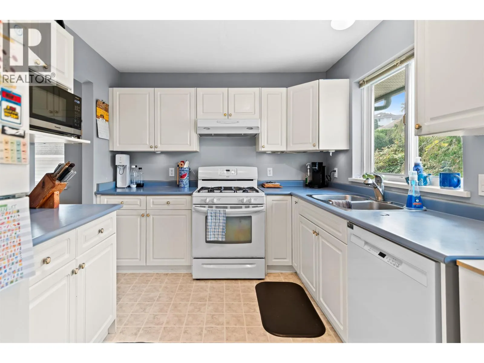 5866A TURNSTONE CRESCENT