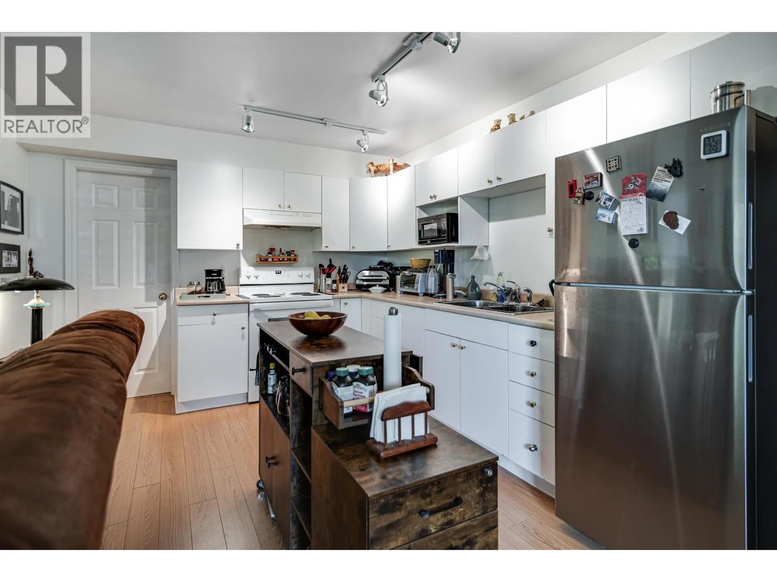 5866A TURNSTONE CRESCENT