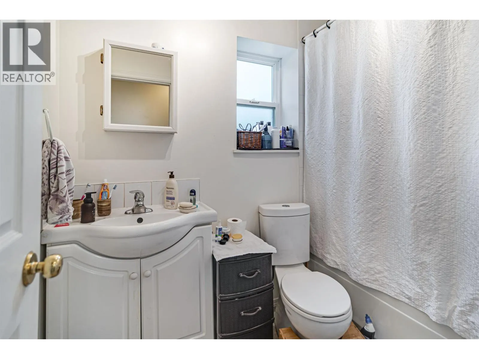 5866A TURNSTONE CRESCENT