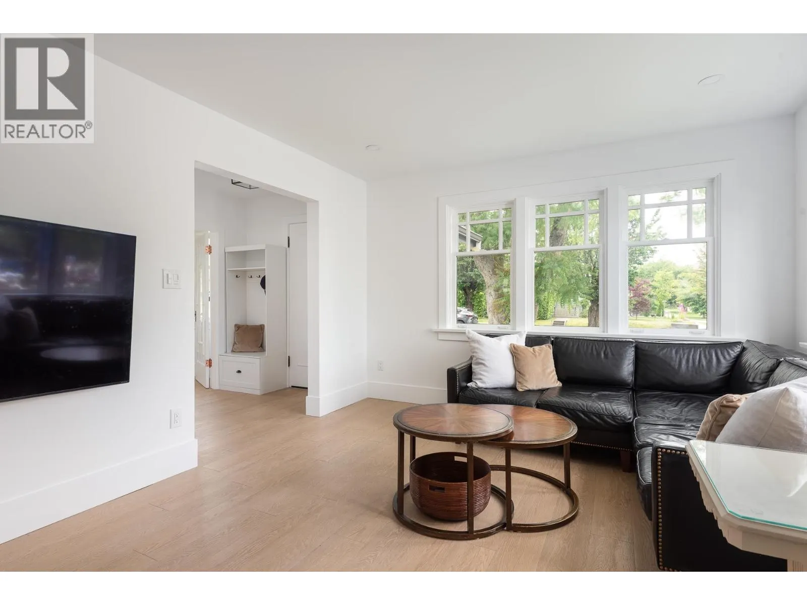 631 SECOND STREET
