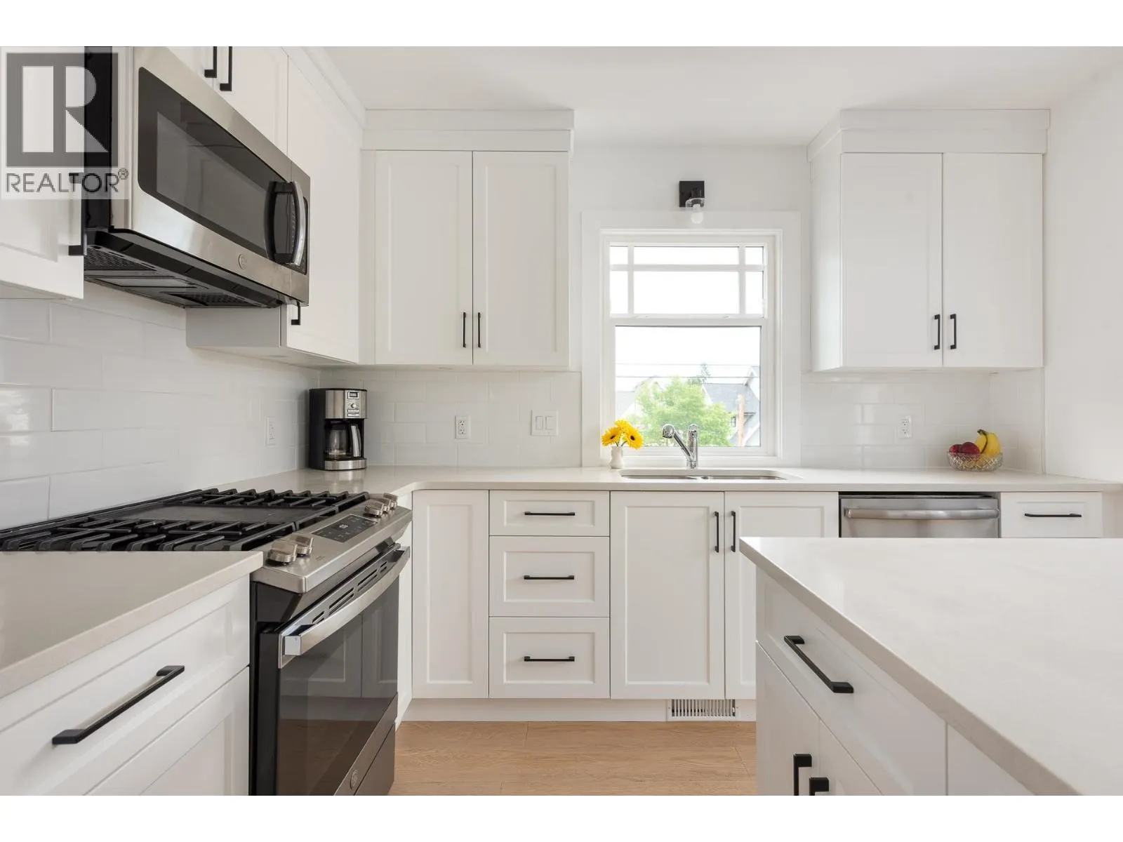631 SECOND STREET