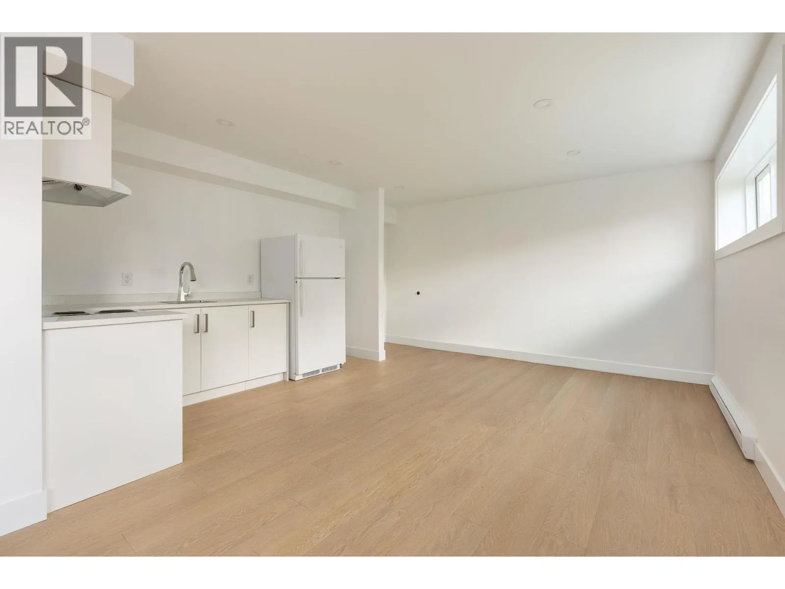 631 SECOND STREET