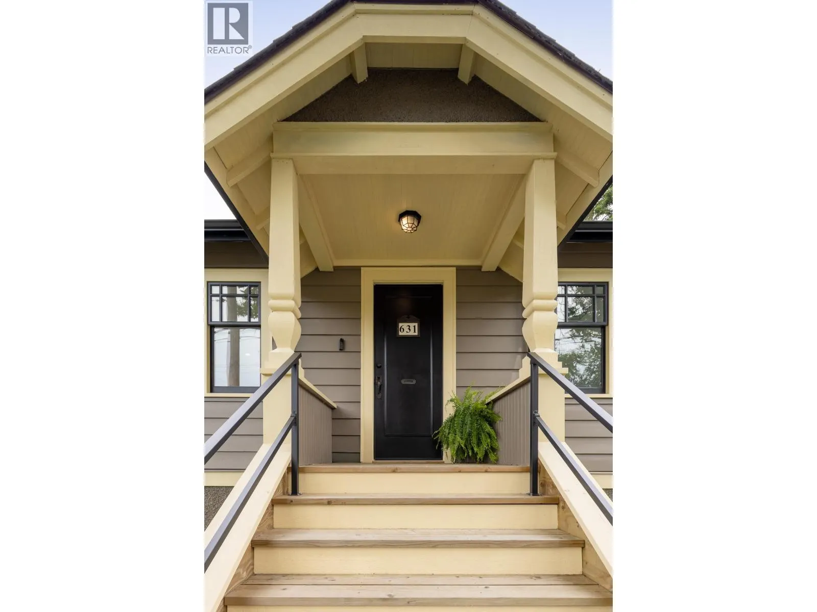 631 SECOND STREET