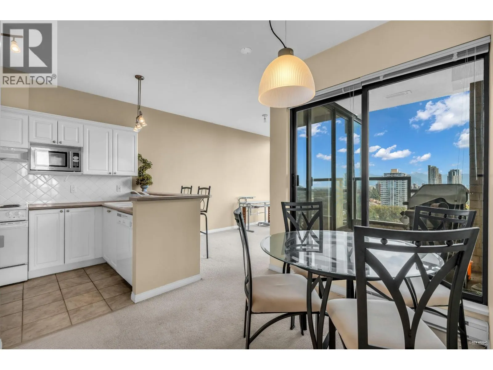2302 6837 STATION HILL DRIVE