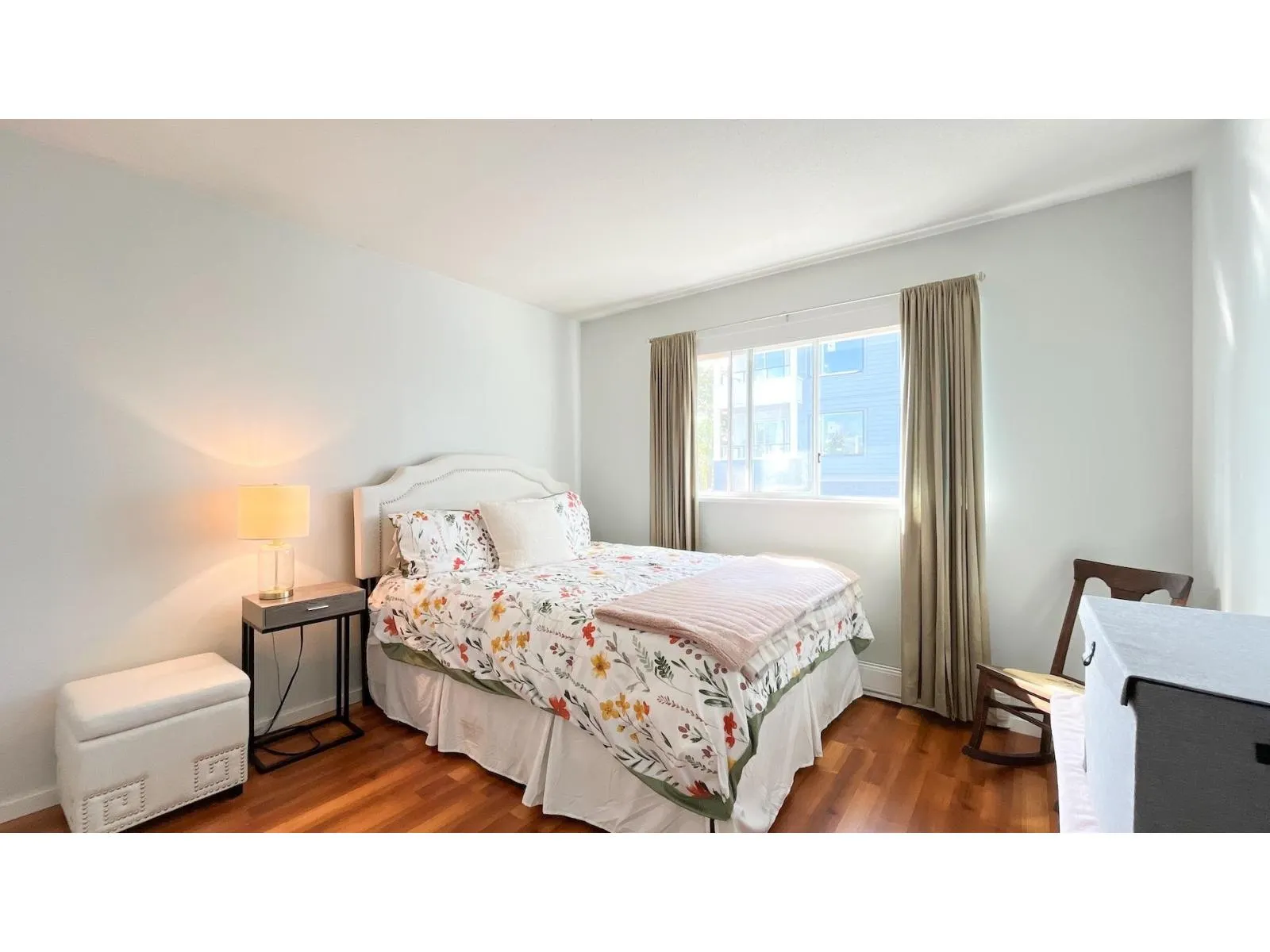 107 19352 FRASER HIGHWAY