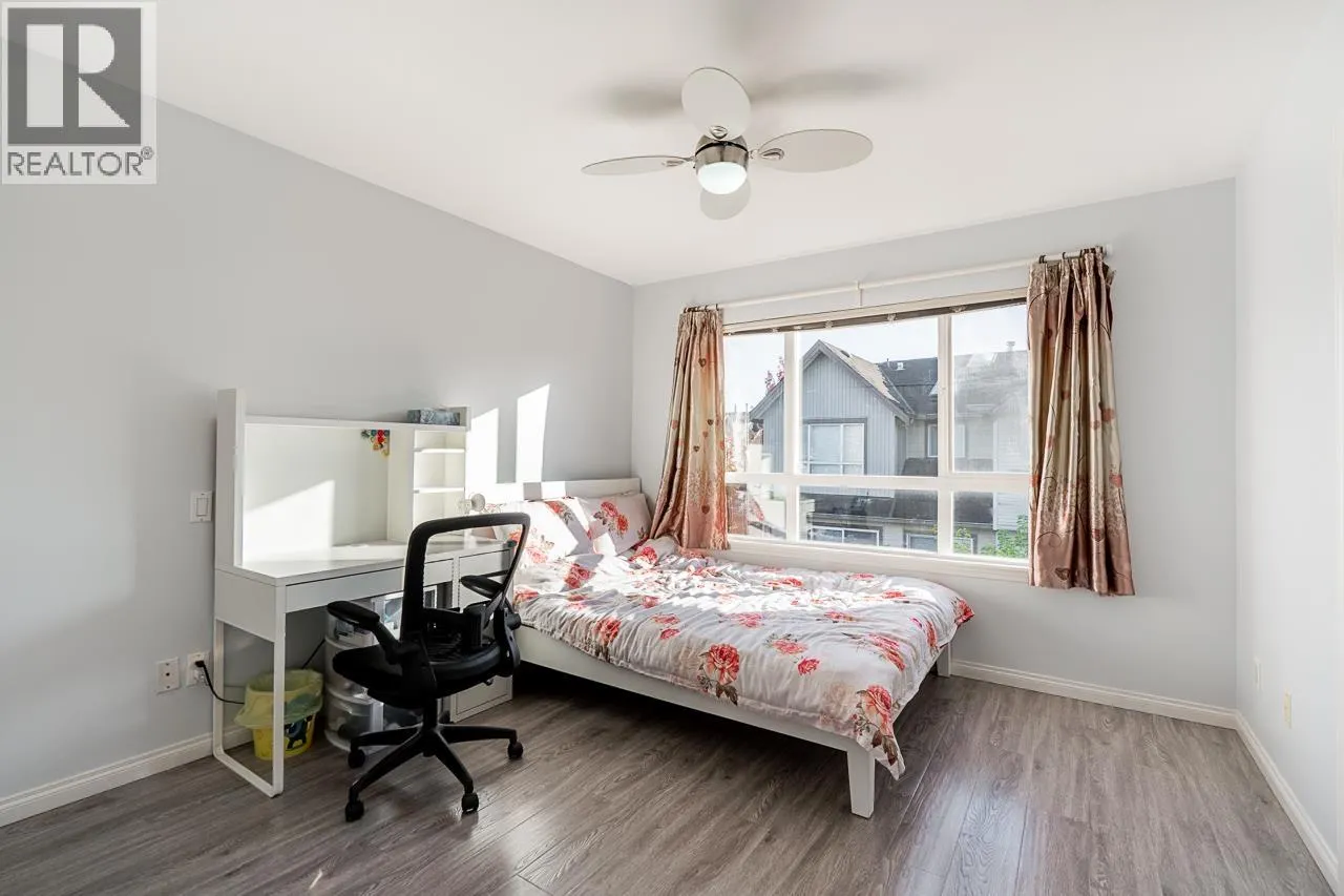 9 22728 NORTON COURT
