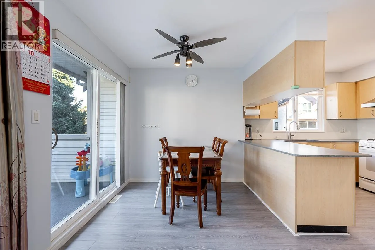 9 22728 NORTON COURT