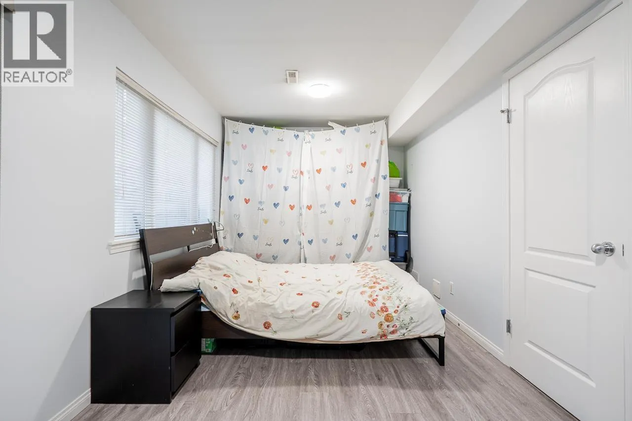 9 22728 NORTON COURT